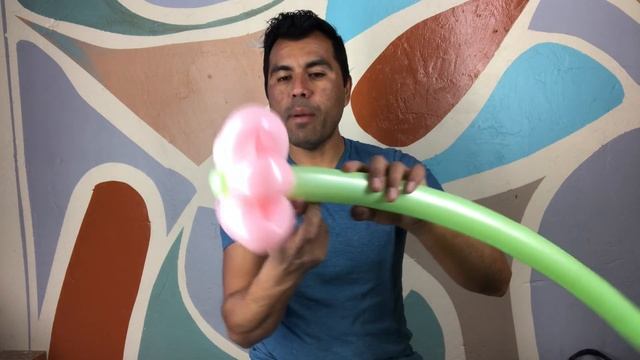 2 FORMAS TECNICAS COMO HACER FLOR DE 6 PETALOS CON GLOBOS EN 60 SEGUNDOS смотреть онлайн