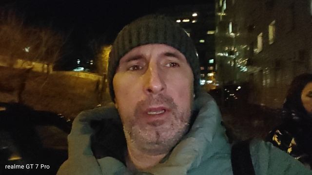 Realme GT7 Pro - 1080p 30fps (селфи ночь)