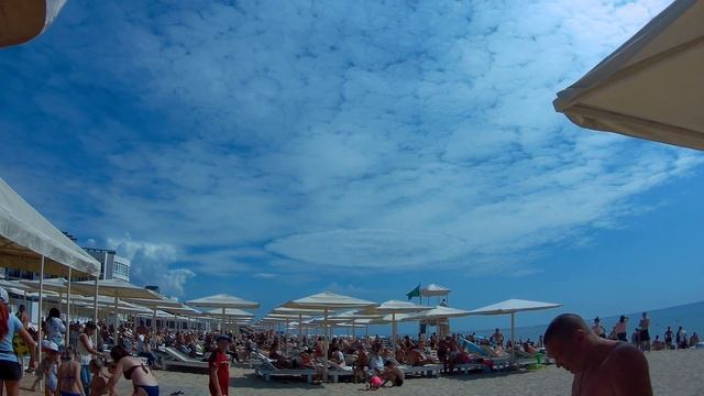 2019 0713 105421 129 Інопланетяни (: в небі Затоки, готель Рута смотреть онлайн