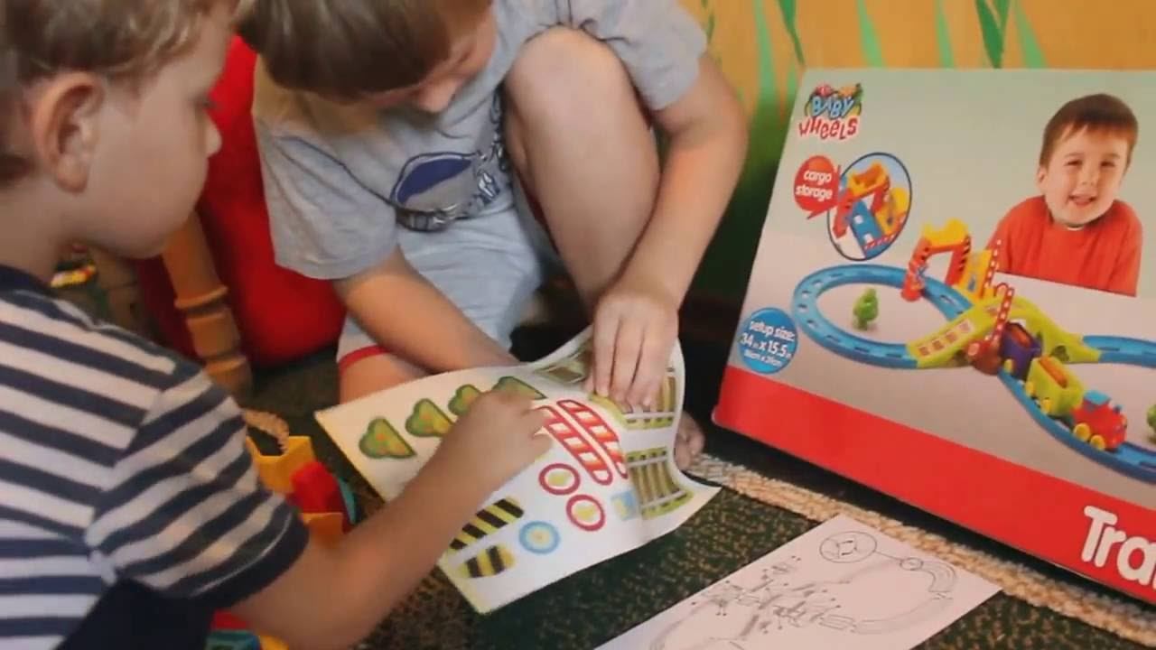 видео для детей.открываем поезд из Германии) Train Set Baby Wheels