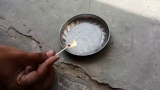 Calcium Carbide kya hota h || Or ye kese kam karta h || Calcium Carbide itana Khatranak kyo hota h смотреть онлайн