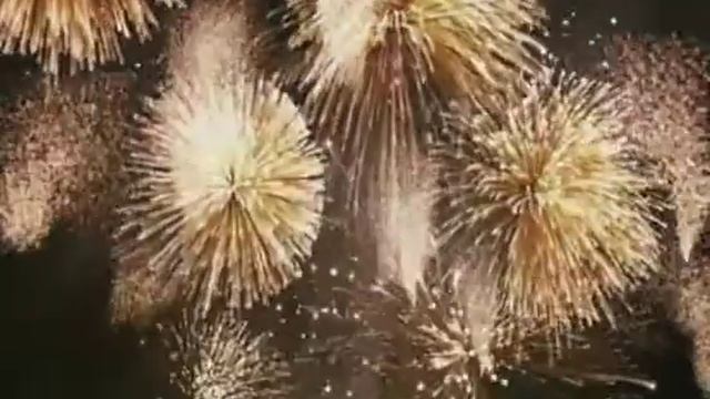 Paco Rabanne 1 Million | Escentual.com смотреть онлайн