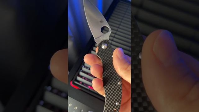 Spyderco Caly смотреть онлайн