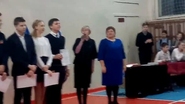 максим самадов (награждение дипломом в школе на линейке ( часть первая ) смотреть онлайн