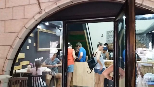 Израиль.О Бургерах, котах и деревьях в Нагарии смотреть онлайн