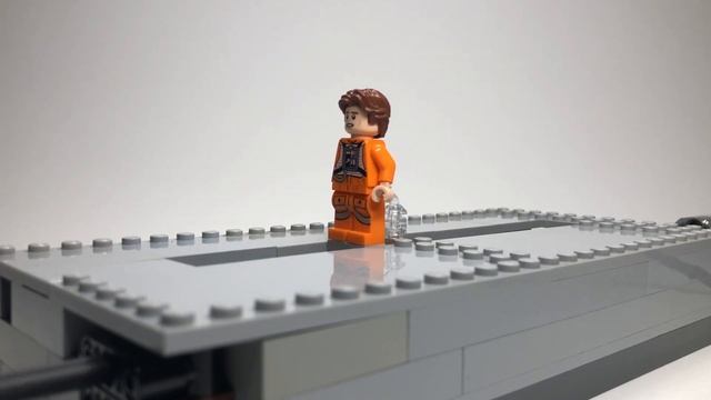 Lego Minifigure Walking Kinetic Sculpture смотреть онлайн