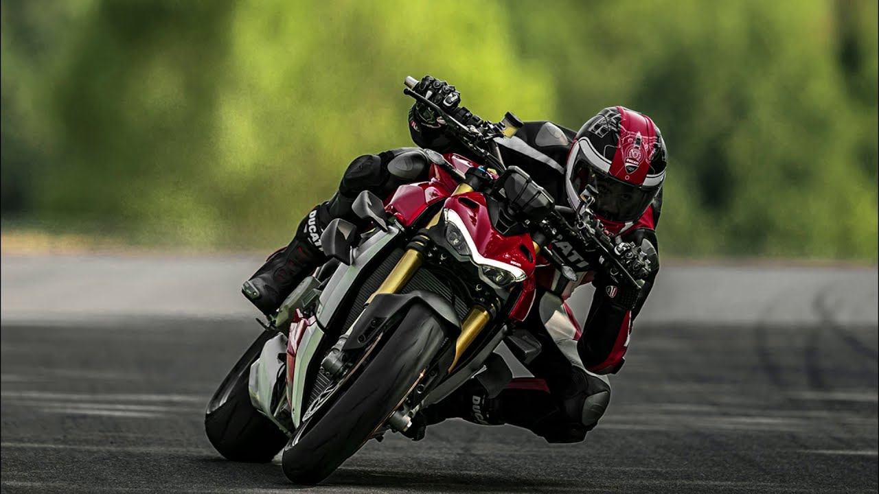 The Ultimate Streetfighter: Ducati Streetfighter V4 S - Beauty and Brute Force Combined смотреть онлайн
