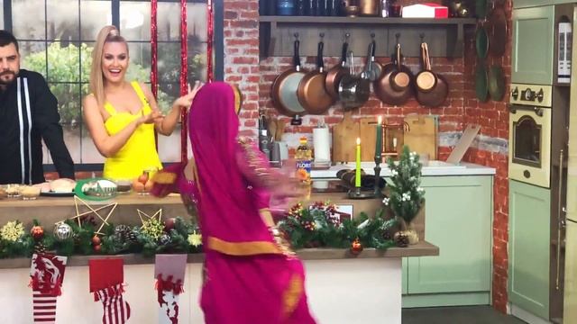 Gusturile se discută la Pro Tv si show balet Flamingo . Chisinau . Anastasia . смотреть онлайн