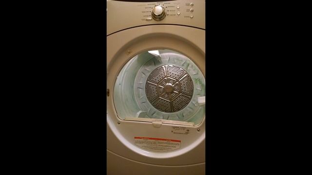 Cleaning Crayon from a Dryer смотреть онлайн