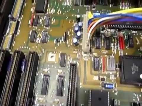 Amiga2000 repair following the battery leakage смотреть онлайн