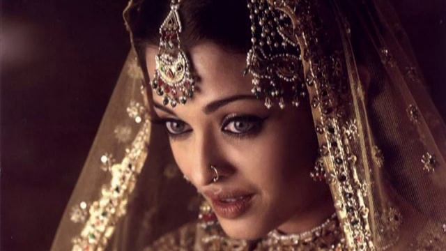 Bollywood beauties in a sari смотреть онлайн