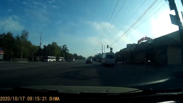 Биток едет на красный АЕ0100РЕ смотреть онлайн