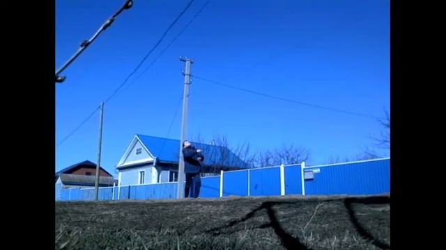 Защитит ли 200 слоев скотча телефон от падения с 4 этажа смотреть онлайн