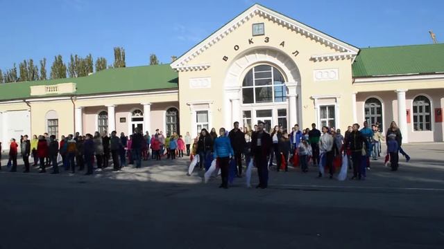 Флешмоб "Голоса Крыма" ко Дню народного единства. г.Феодосия смотреть онлайн