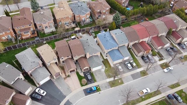 100 Hord Crescent | Just Listed on MLS | Thornhill Home for Sale | Home Tour смотреть онлайн