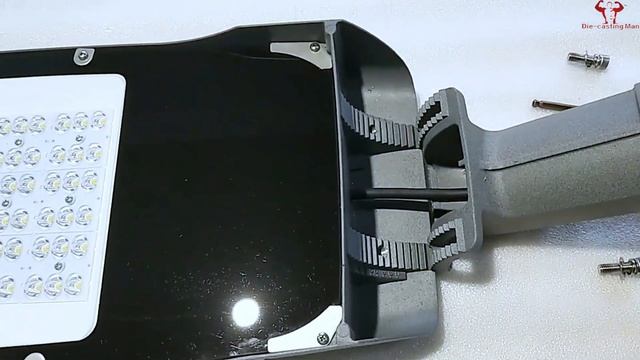 Smart Sensor Outdoor LED Street Lights 140lm/w IP66 Long Lifetime смотреть онлайн