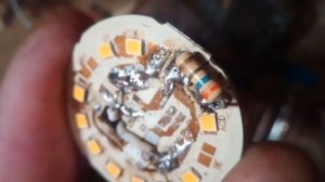 светодиодная лампа и резистор заместо светодиода