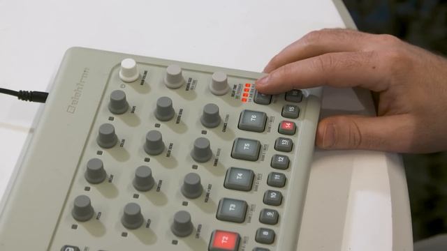 Elektron Model:Cycles review: An affordable and approachable FM groovebox смотреть онлайн