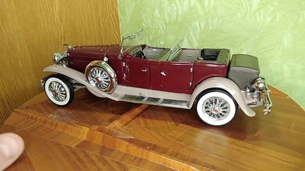 Duesenberg J 1930. franklin mint  Модель 1 /24