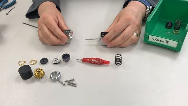 MV2A MINIATURISED SPRAY VALVE - DISASSEMBLE смотреть онлайн