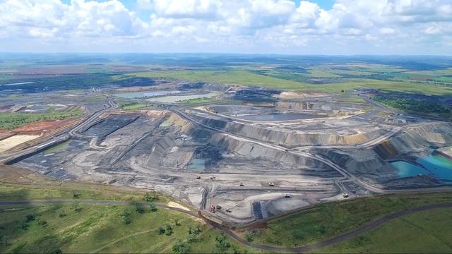 BIG MINING IS LEAVING A BIG MESS! смотреть онлайн