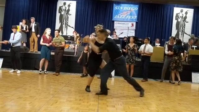 SD Jazz Fest 2017 - Swing Competition Finals (Medium Tempo) смотреть онлайн