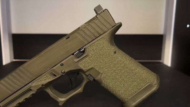 Custom Polymer 80 OD Green Distressed смотреть онлайн
