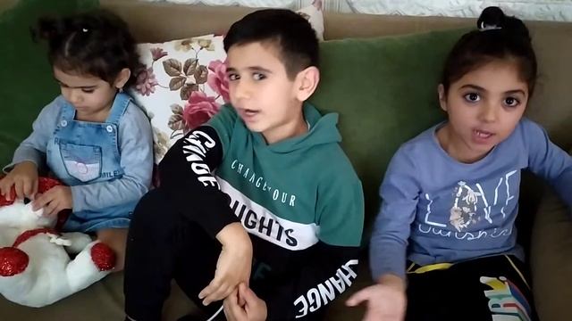 ПЕСНИ КОТА ЛЕОПОЛЬДА . Юсиф, Фарах и Фидан смотреть онлайн