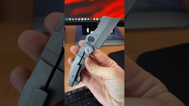 Spyderco Stovepipe смотреть онлайн