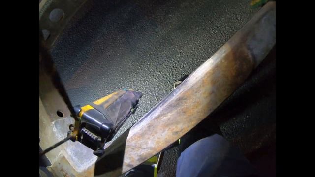 Грузовой эвакуатор. Будний бень буксировщика. Эвакуация автобуса SETRA на СТО.