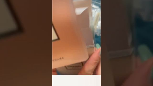 NEW CHANEL Mademoiselle 100 ml #chanel #2022 #mademoiselle #boxing #l’eau privee смотреть онлайн