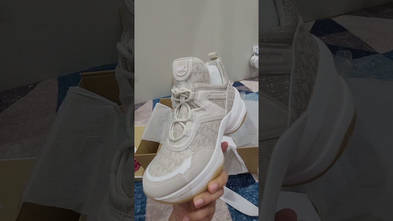 UNBOXING MICHAEL KORS OLYMPIA TRAINER смотреть онлайн
