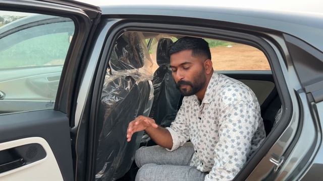 TaTa Altroz Grey XE Variant Price & Specs in telugu | TechTravelTelugu смотреть онлайн