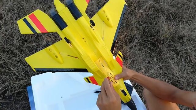 เครื่องบินบังคับ FX J27 FLYTER ระบบ 2CH 2.4GHZ ราคา 2200บาท โทร093-0070184 ไลน์ไอดี npshoprc смотреть онлайн