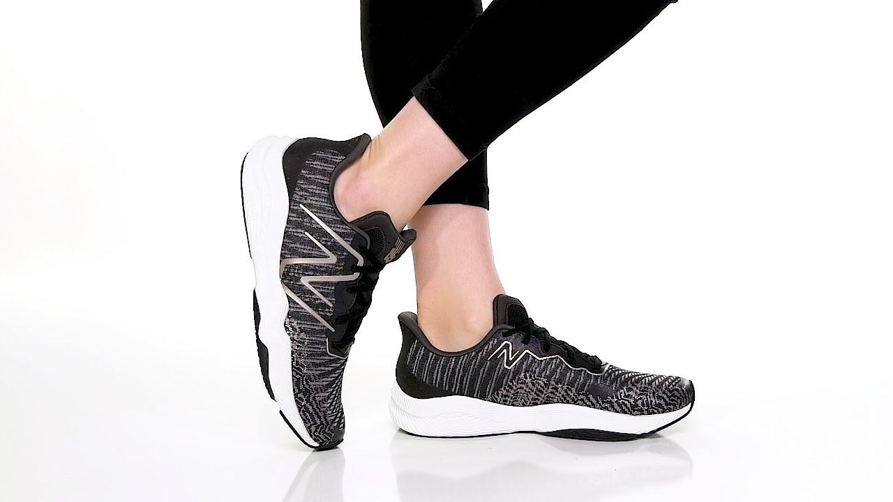 New Balance FuelCell Shift TR v2 SKU: 9825722 смотреть онлайн