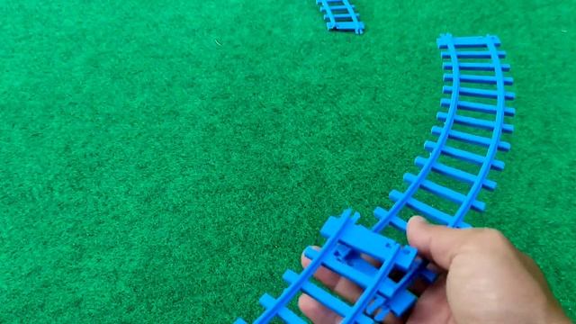 Merakit Mainan Kereta Api Thomas and Friends, Kereta Thomas Terbaru, DIY смотреть онлайн