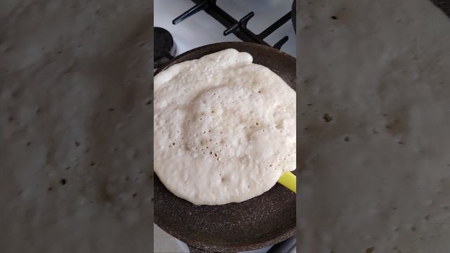 Дрожжевые блины на манке. рецепт. смотреть онлайн