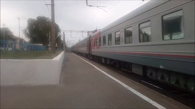 Электровоз ЭП1М-455 с поездом №480С Сухум — Санкт-Петербург смотреть онлайн