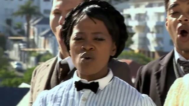 Orpheus in Africa perform "Rolling" смотреть онлайн