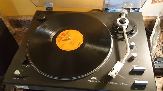 JL-F45 Vintage JVC Turntable
