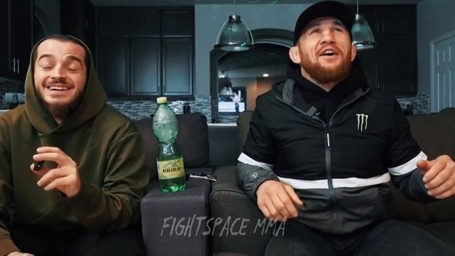 Мераб Двалишвили смотрит бой Петр Ян - Фигейреду / Реакция Мераба Двалишвили на бой Ян - Фигейреду смотреть онлайн