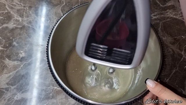 Белая глазурь для кулича без яичного белка, не трескается, не течет, получается очень вкусно смотреть онлайн
