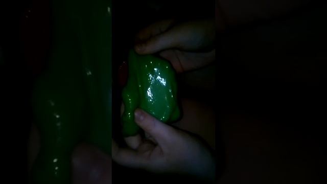 Делаю лизуна из шампуни и соли. Получится или нет?(1) смотреть онлайн