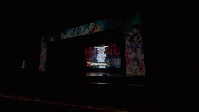 Drag Den S2 - Finale - Question & Answer (Live viewing party @ Newport Performing Arts Theater) смотреть онлайн