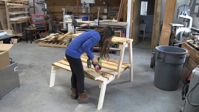 How to Build Outdoor Firepit Benches with Countertops and Storage Areas смотреть онлайн