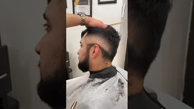 МУЖСКАЯ СТРИЖКА ФЕЙД смотреть онлайн