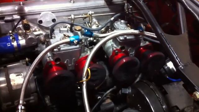 BMW 2002 M10B20 plus 4 Throat Weber Carburetor смотреть онлайн