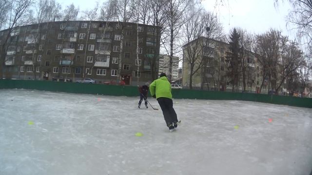 Тренировка во дворе - Дворовый хоккей - 2018/02/08 смотреть онлайн
