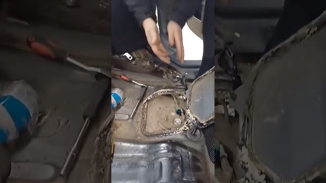 Ланцер не заводится, бензонасос кончился) смотреть онлайн