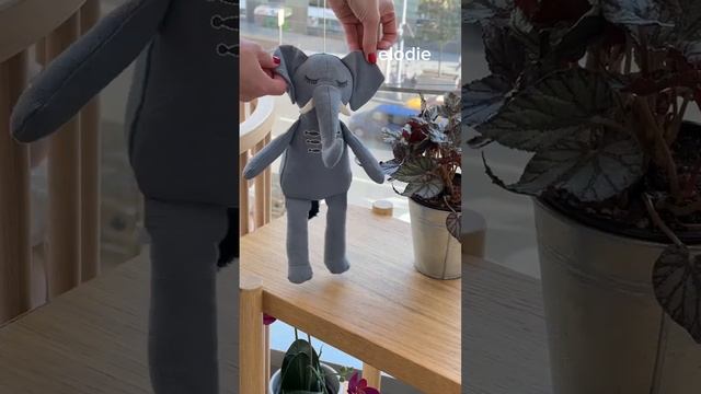 мягкая игрушка слоненок Elodie смотреть онлайн